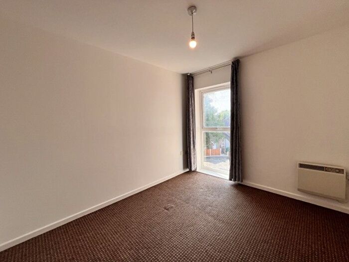 2 Bedroom Flat To Rent In Douglas Road, Stanwell, Staines, TW19