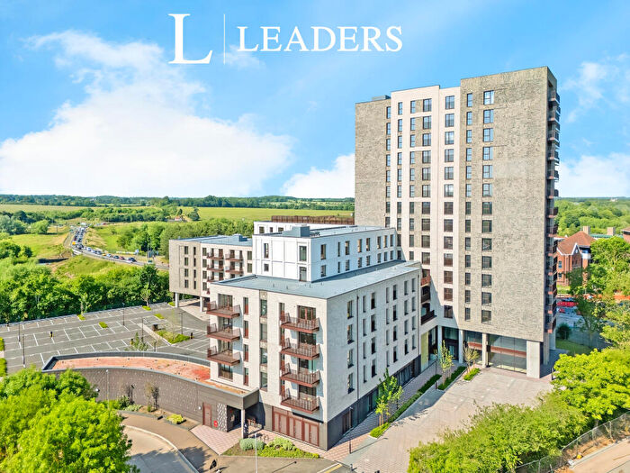 2 Bedroom Apartment To Rent In Burnt Mil, CM20