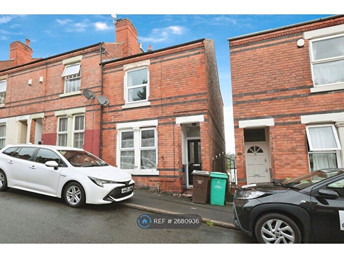 2 Bedroom Terraced House To Rent In Finsbury Avenue, Nottingham, NG2