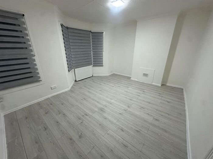 1 Bedroom Property To Rent In Tuam Road, Plumstead, SE18