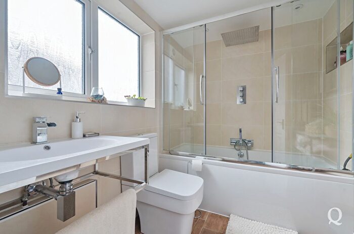 3 Bedroom Terraced House For Sale In Cowper Road, Sittingbourne, Kent, ME10