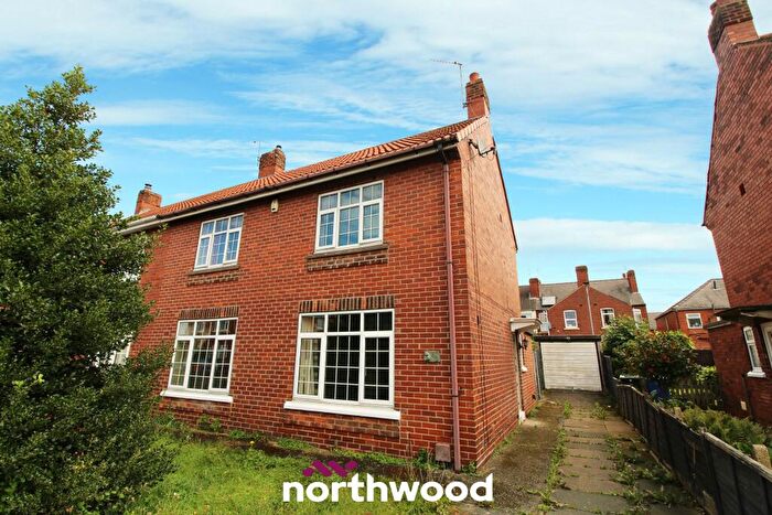 3 Bedroom Semi-Detached House To Rent In Wellington Grove, Bentley, Doncaster, DN5