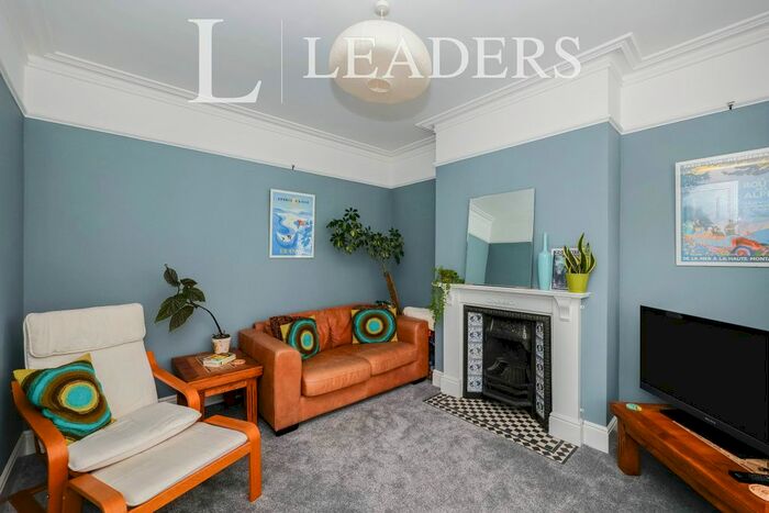 3 Bedroom Terraced House To Rent In Whitecliffe Avenue, Portsmouth, PO3