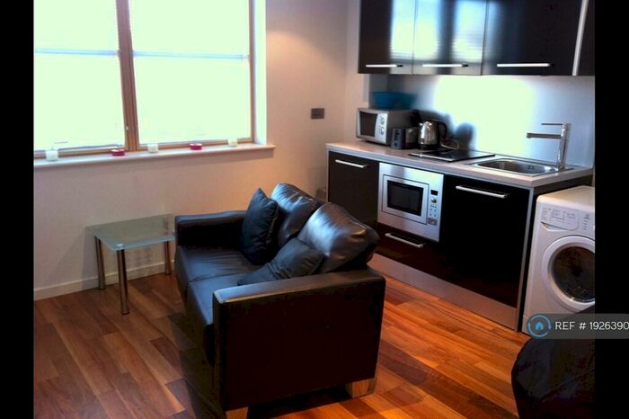 Studio To Rent In Wellington Street, Leeds, LS1