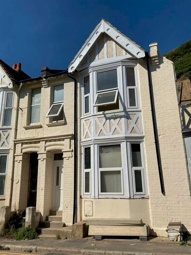 3 Bedroom Flat To Rent In Caves Road, St. Leonards-On-Sea, TN38