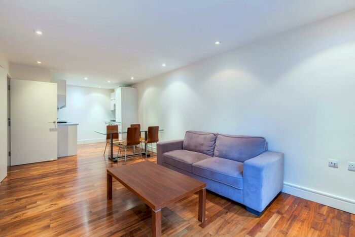 1 Bedroom Flat To Rent In Elizabeth Mews, Hackney, London, E2