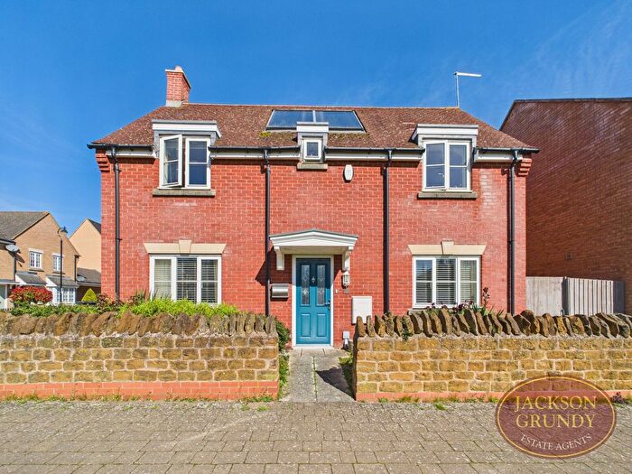 4 Bedroom Detached House For Sale In Norman Snow Way, Duston, NN5