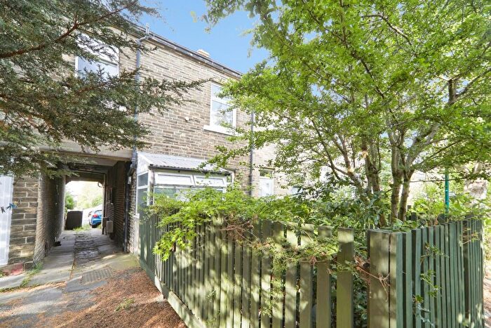 1 Bedroom Terraced House For Sale In Toller Lane, Bradford, BD9