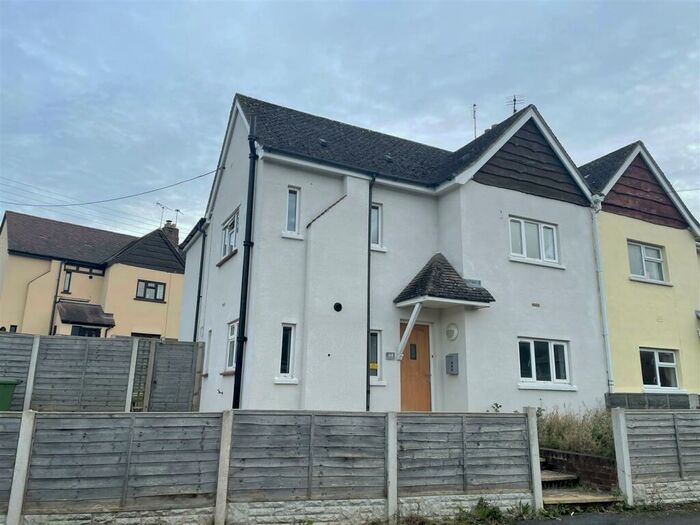 3 Bedroom Semi-Detached House To Rent In Cotswold Gardens, Wotton-under-Edge, GL12