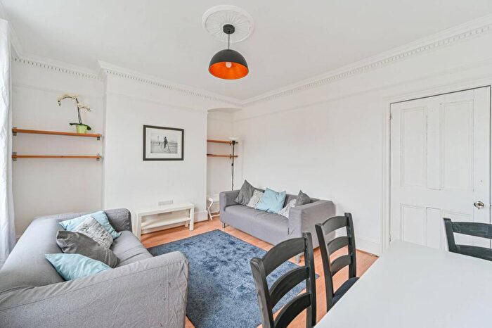 2 Bedroom Flat To Rent In Florence Road, New Cross, London, SE14