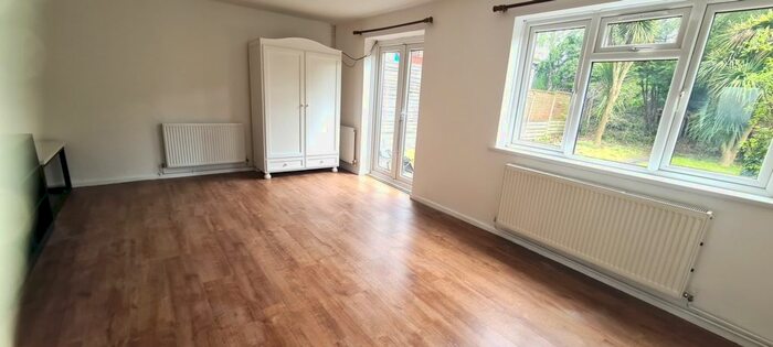 3 Bedroom Terraced House To Rent In Burnley Road, Dollis Hill, NW10