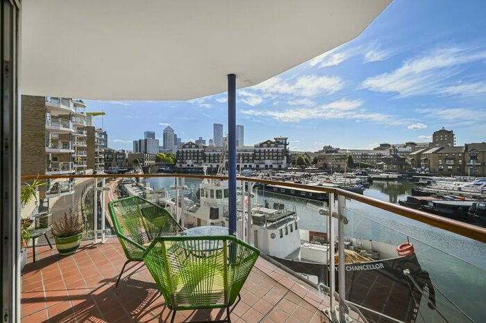 2 Bedroom Apartment To Rent In Basin Approach Limehouse London, E14