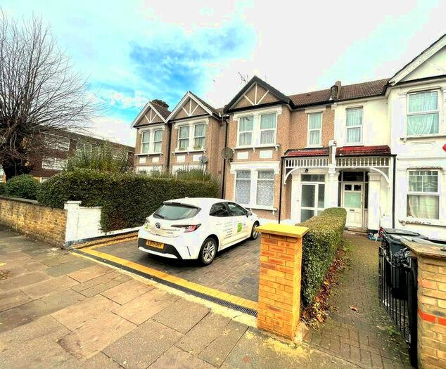 5 Bedroom Property To Rent In Lansdowne Road, London, N17