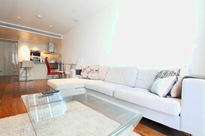 1 Bedroom Flat To Rent In Moor Lane, London, EC2Y