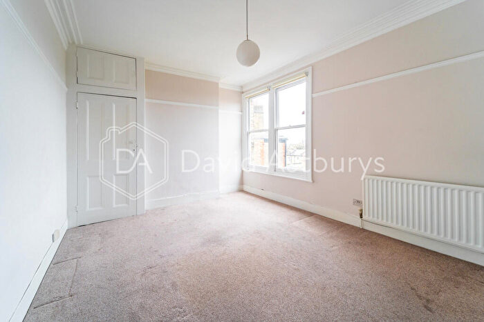 1 Bedroom Apartment To Rent In Ferme Park Road, Crouch End, London, N8