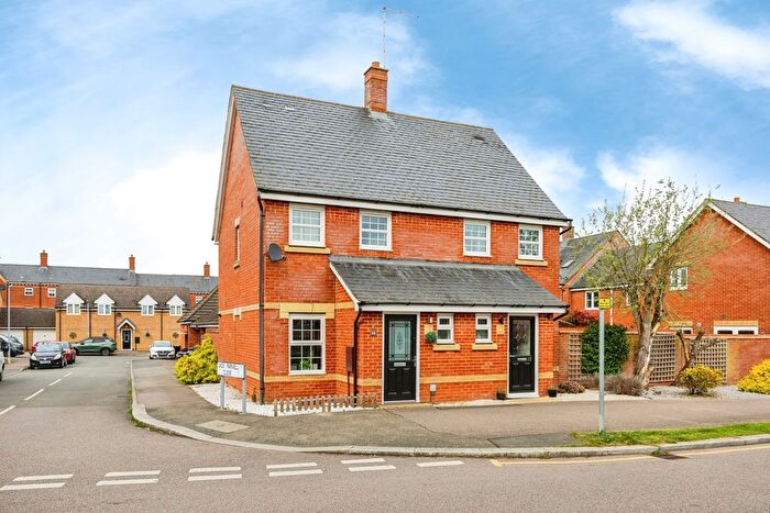 2 Bedroom Semi Detached House For Sale In Kent Road, Northampton, Northamptonshire, NN5