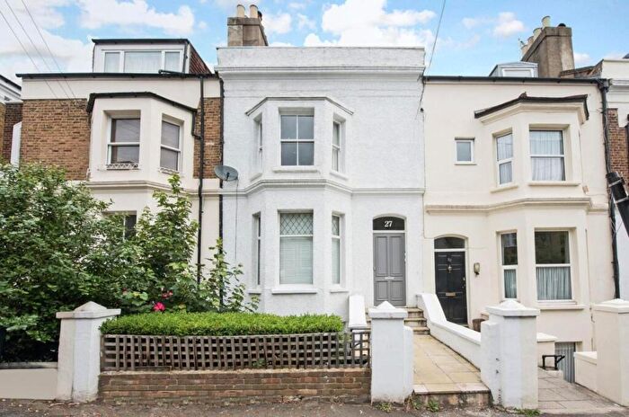 1 Bedroom Apartment For Sale In Camden Hill Road, Crystal Palace, London, SE19