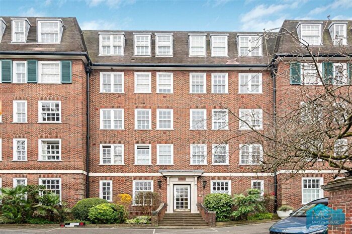 2 Bedroom Apartment For Sale In Prince Arthur Road, Hampstead, London, NW3