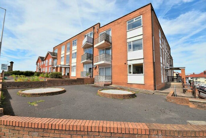 2 Bedroom Flat To Rent In Brixham Place, Blackpool, FY4