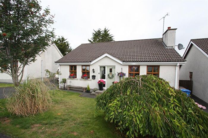 4 Bedroom Property For Sale In The Grove, Ballynahinch, BT24