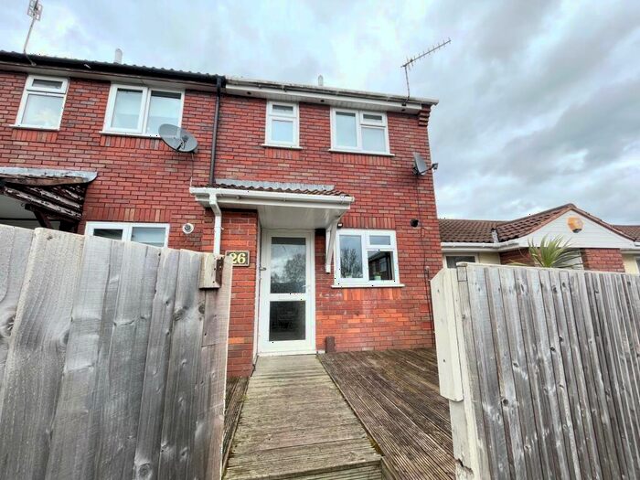 2 Bedroom House To Rent In Mapperton Close, Canford Heath, BH17