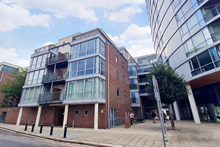 2 Bedroom Flat To Rent In Marlborough House, Portsmouth, PO1