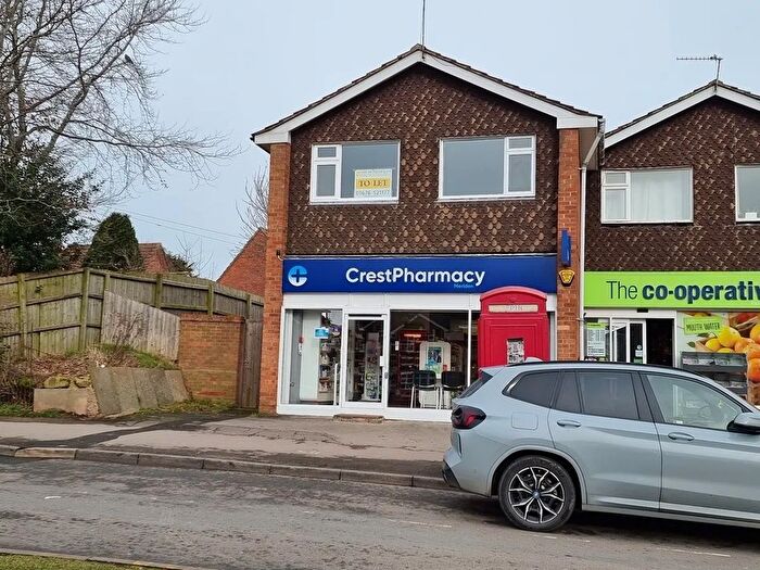 2 Bedroom Flat To Rent In The Green, Solihull, CV7