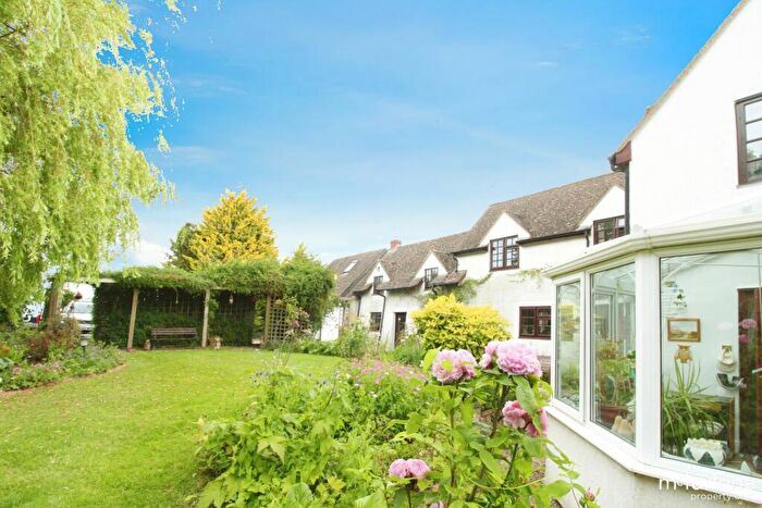 5 Bedroom Detached House For Sale In Vasterne Hill, Purton, SN5