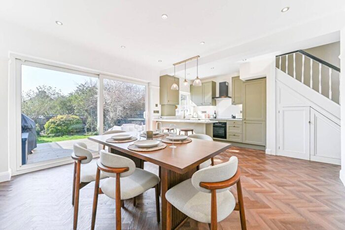 3 Bedroom Terraced House For Sale In Bramshaw Rise, New Malden, KT3