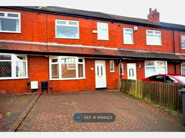 3 Bedroom Terraced House To Rent In Clarendon Road, Hyde, SK14