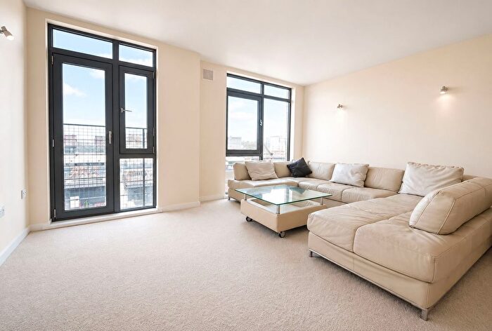 1 Bedroom Flat To Rent In Longbridge Road, Barking, IG11