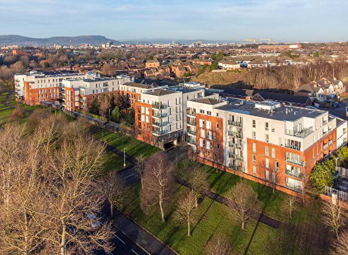 2 Bedroom 1st Floor Apartments For Sale In The Hull Building, Belfast, BT7