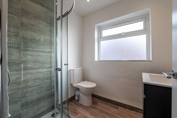 2 Bedroom Detached Bungalow For Sale In Ford Way, Rugeley, WS15