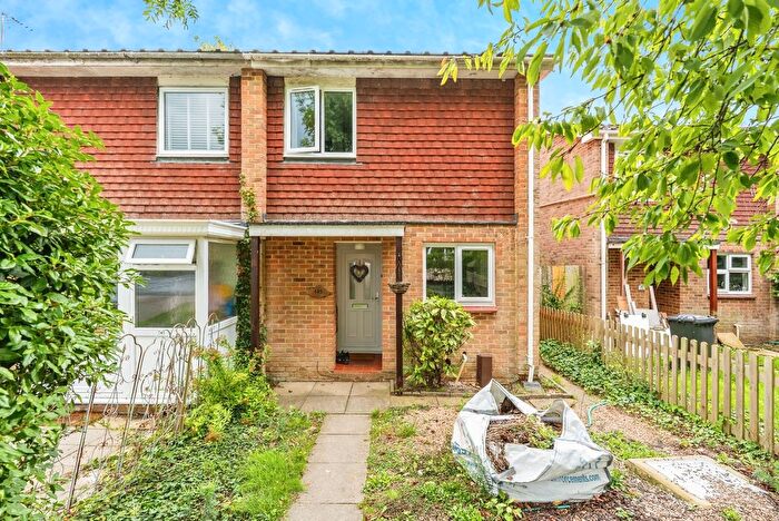 3 Bedroom Semi-Detached House For Sale In Westering, Romsey, Hampshire, SO51
