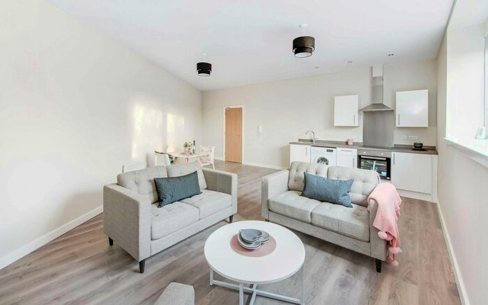 Studio To Rent In The Card House, Bingley Road, Bradford, West Yorkshire, BD9