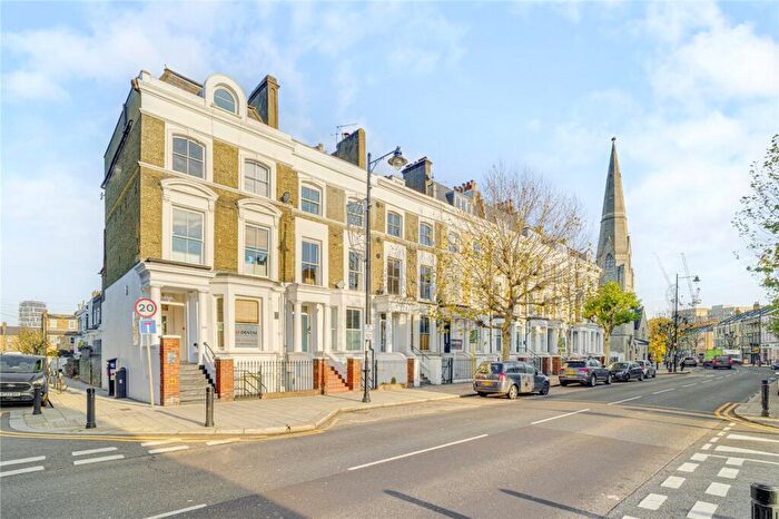 1 Bedroom Apartment For Sale In St. John's Hill, SW11