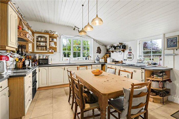 4 Bedroom Detached House For Sale In Long Wittenham, Abingdon, Oxfordshire, OX14