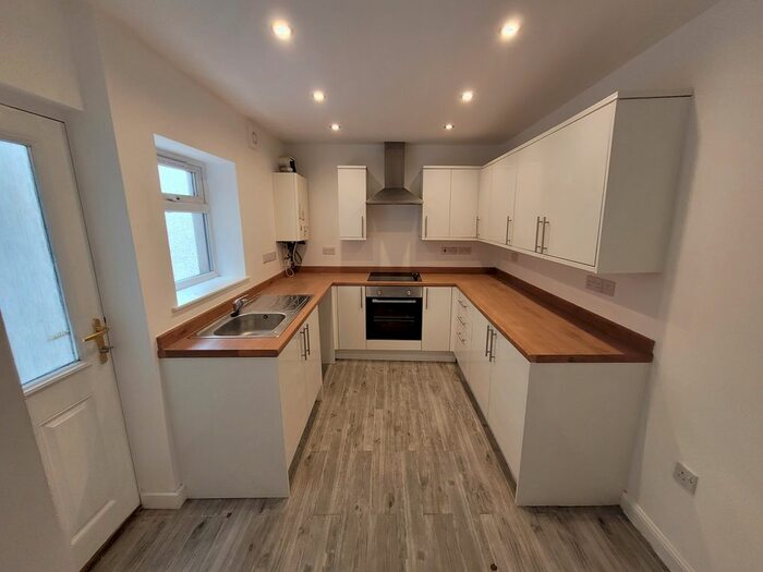 3 Bedroom Terraced House To Rent In Whittington Street, Neath, SA11