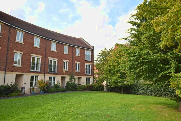 2 Bedroom Apartment To Rent In St Leonards, Exeter, EX2