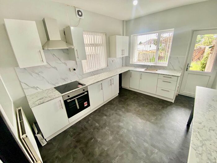 3 Bedroom Property To Rent In Cwm Level Road, Brynhyfryd, Swansea, SA5