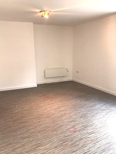 2 Bedroom Apartment To Rent In Victoria Road, Nottingham, Nottinghamshire, NG4