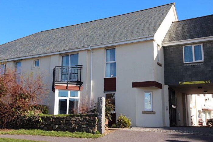 2 Bedroom Flat For Sale In Trehellan Heights, Newquay, TR7