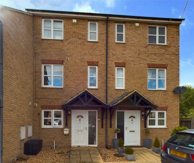 4 Bedroom End Of Terrace House To Rent In Friars Court, Priory Road, St. Neots, Cambridgeshire, PE19