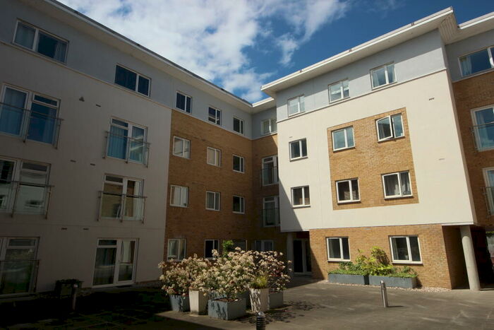 1 Bedroom Apartment To Rent In Walnut Tree Close, Guildford, GU1