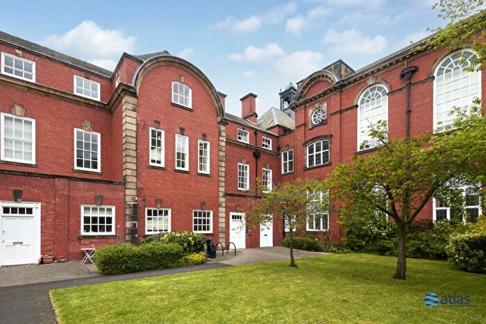 2 Bedroom Apartment For Sale In Springhill Court, Wavertree, L15