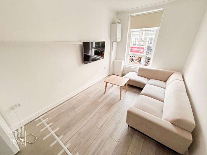 1 Bedroom Flat To Rent In Mare Street, Hackney, E8