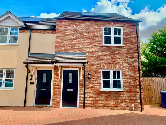 3 Bedroom Property To Rent In Pilgrims Close, March, PE15