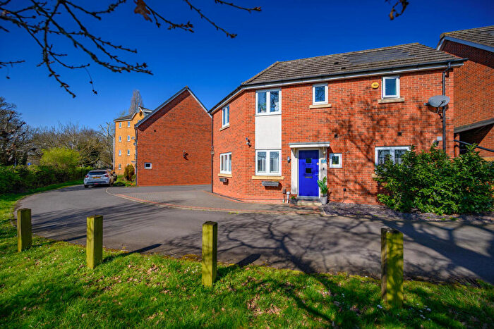 3 Bedroom Detached House For Sale In Tipton Way, Spirit Quarters, - Stunning - Check Out The Video Tour - No Onwards Chain, CV2