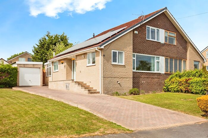 3 Bedroom Semi-Detached Bungalow For Sale In Woodburn Avenue, Earlsheaton, Dewsbury, WF12