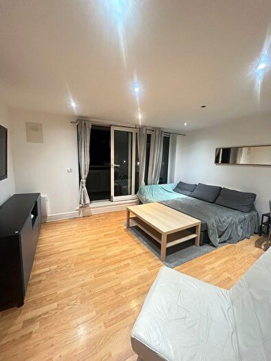 1 Bedroom Flat To Rent In Tradewinds Apartment, Wards Wharf Approach, Pontoon Dock, West Silvertown, London, E16